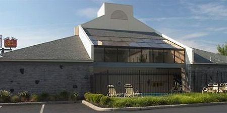 Varsity Inn Osu South Колумбус Екстер'єр фото