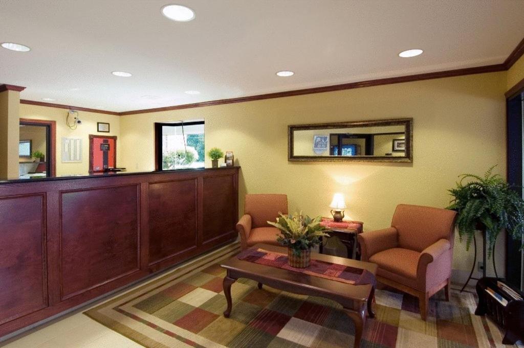 Varsity Inn Osu South Колумбус Екстер'єр фото